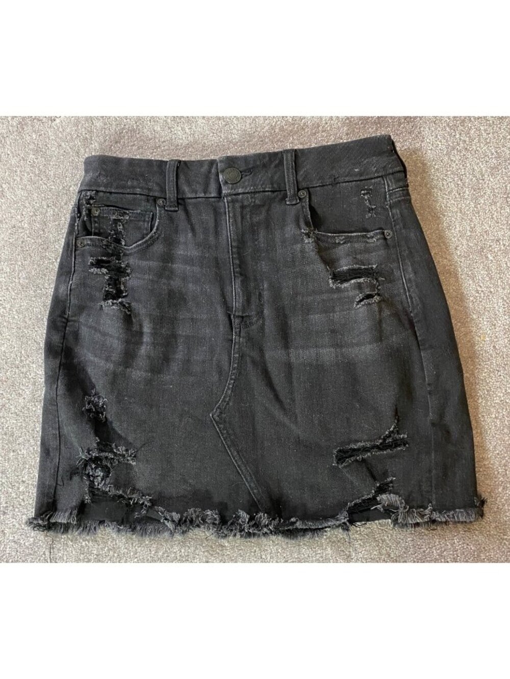 American Eagle Black Distressed Denim Skirt Frayed Hem Size 8